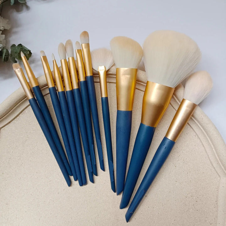 ✨ 12-Piece Soft Hair Makeup Brush Set — Eyeshadow, Blush & Powder Kit 💄