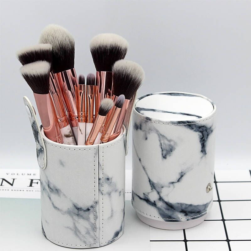 ✨ Marbling Random 10-Piece Makeup Brush Set 💄