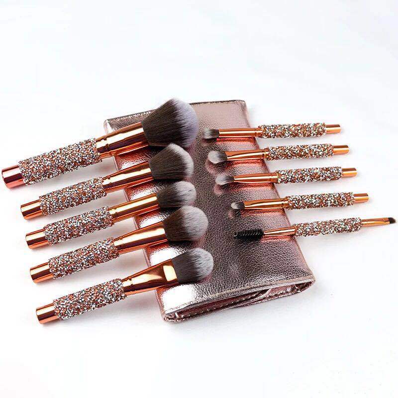 ✨ 10-Piece Diamond-Encrusted Makeup Brush Set — Luxury Beauty Tools 💄💎
