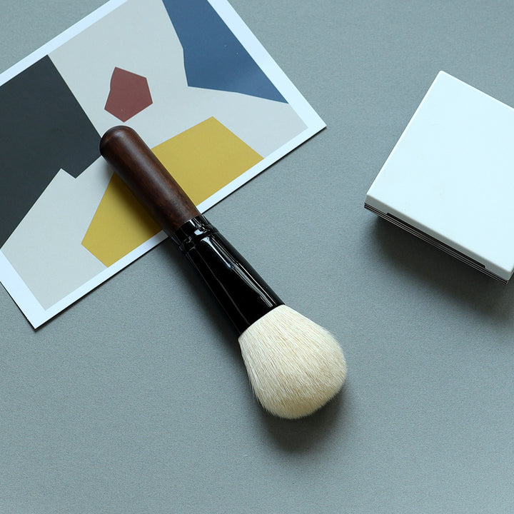 ✨ Portable Single BB Makeup Brush — Beauty Tool 💄