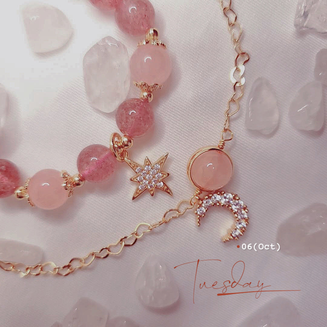 Strawberry Crystal Bracelet for Women – Korean Style Elegance