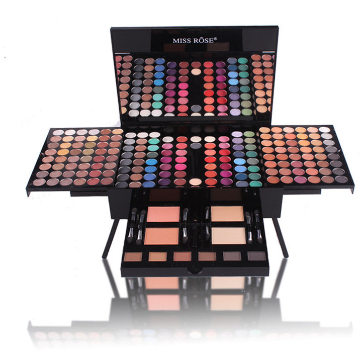 💖 Blush Makeup Box – Multi-Color Natural Tone Concealer & Embellishment Palette (Asian & South American Shades) ✨