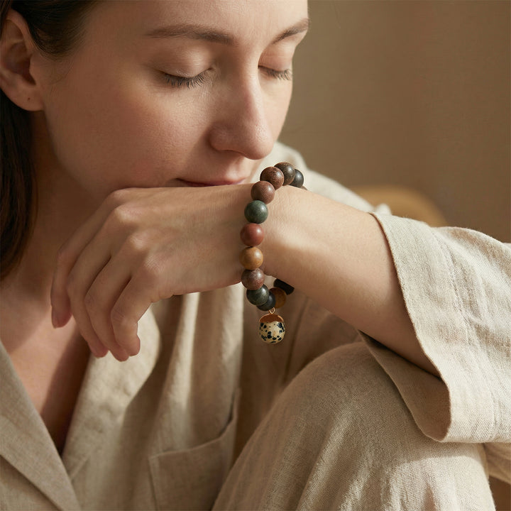 Chinese Herbal Bracelet – Lightweight Traditional Wellness Bead Jewelry