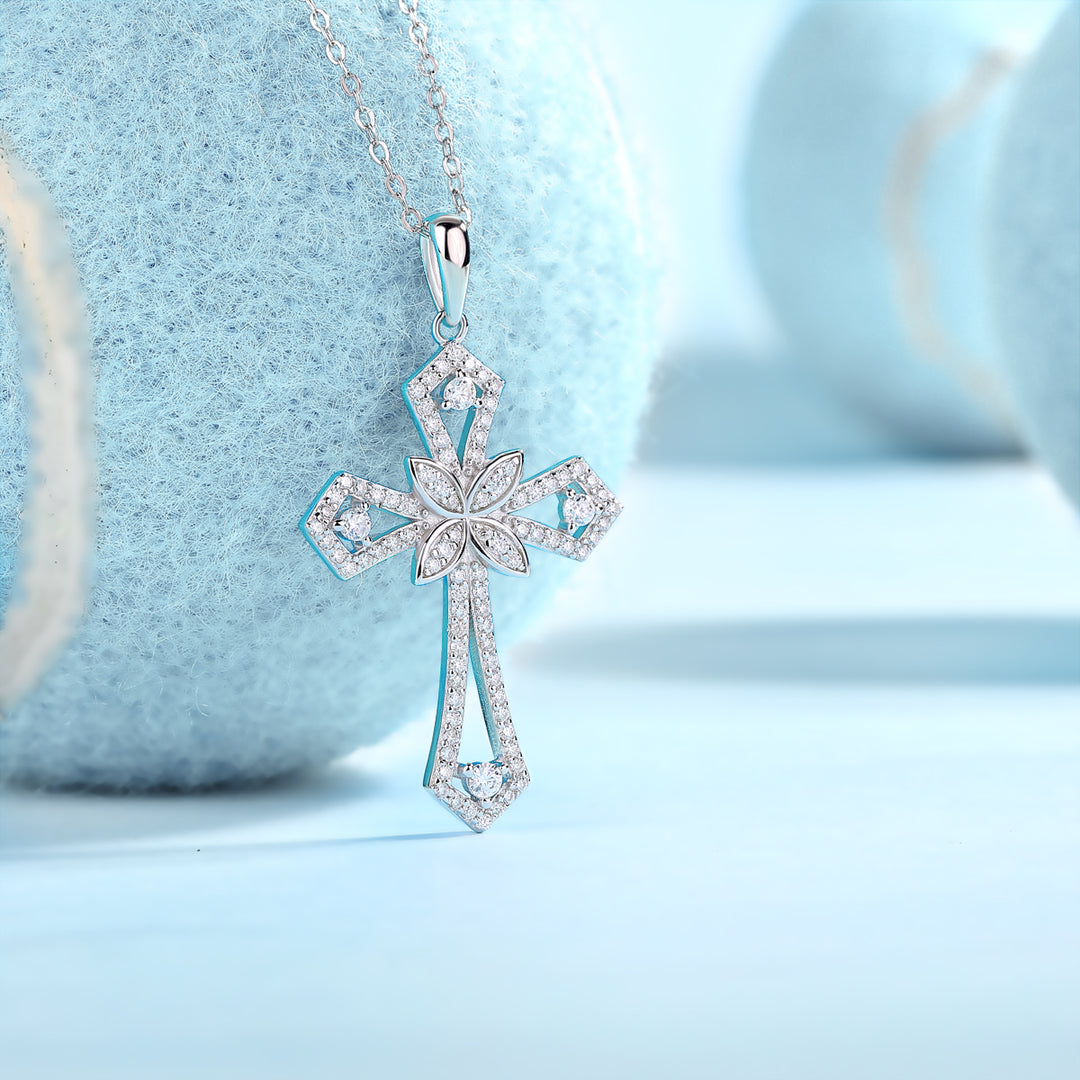 ✨ S925 Platinum-Plated Moissanite Cross Pendant Necklace ✨