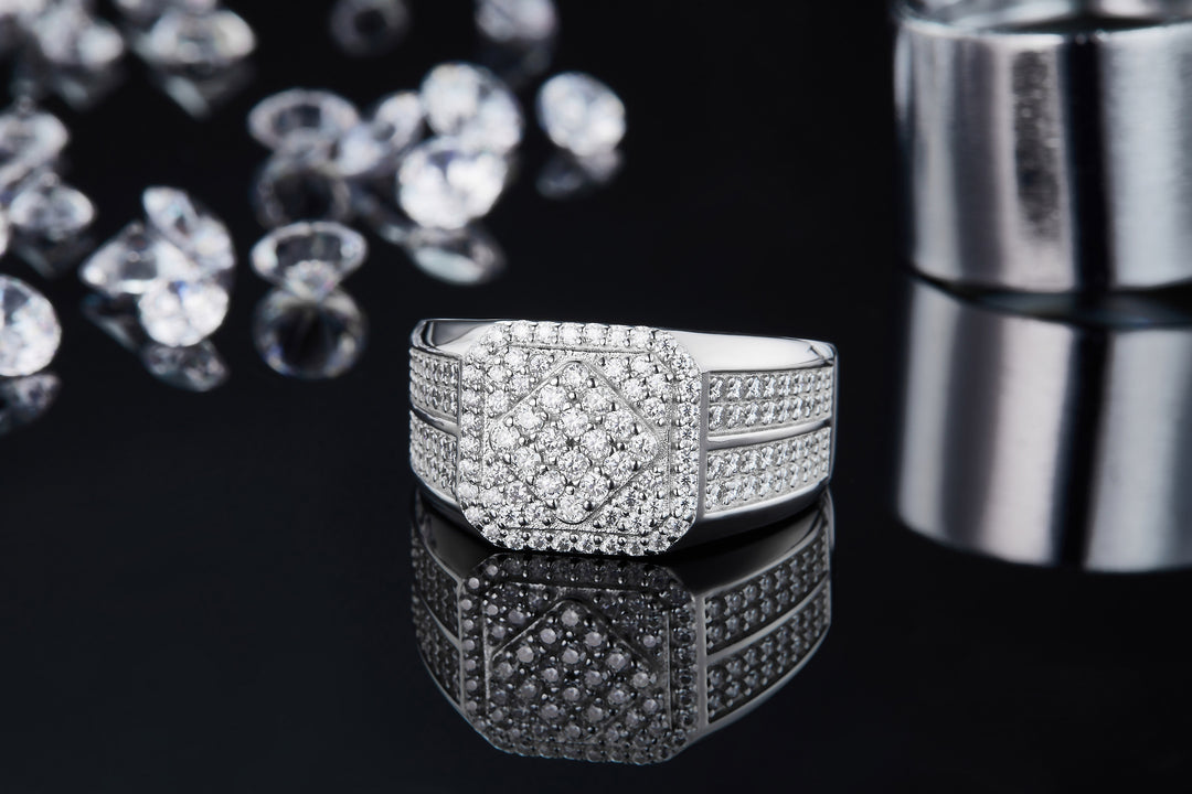 💍 Men’s Minimalist Moissanite Ring – Platinum-Plated S925 Silver (7.3g, Sizes 5–9) 💍