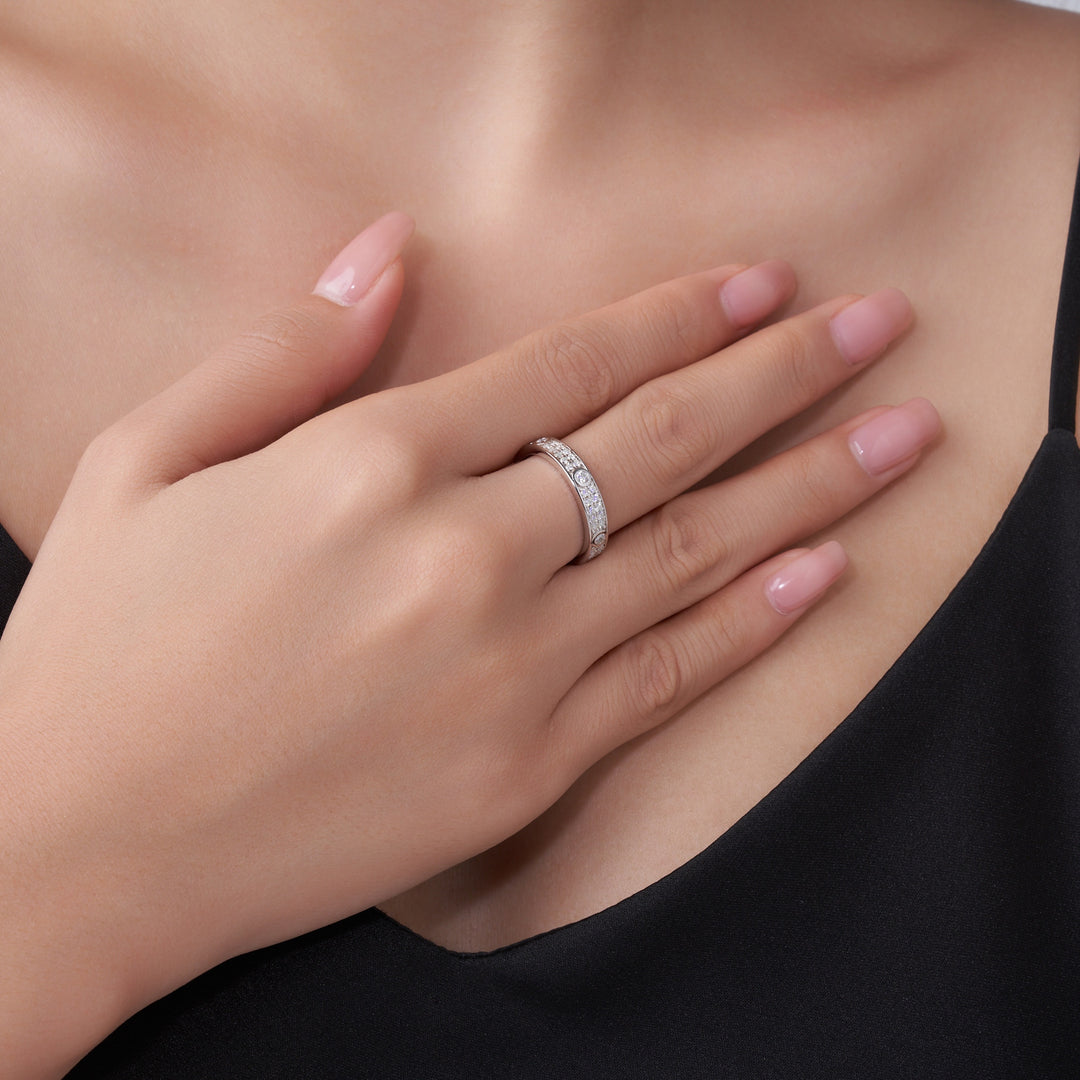 💎 Minimalist Moissanite Ring – Platinum-Plated S925 Silver (3.8g, Sizes 5–9) 💎
