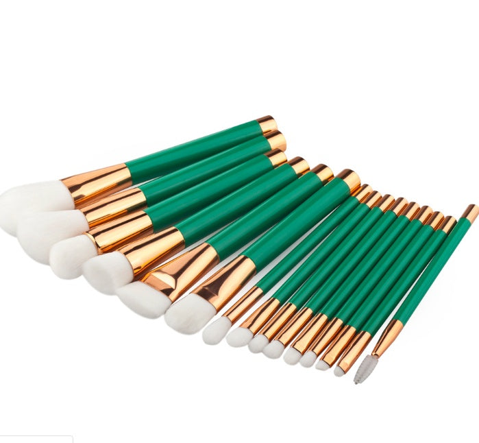 💜💚 15-Piece Makeup Brush Set – Purple & Green Bristles with Long Handle Design 🖌️✨