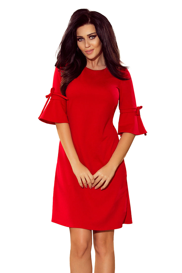 Trapezoidal dress with flared sleeves - red