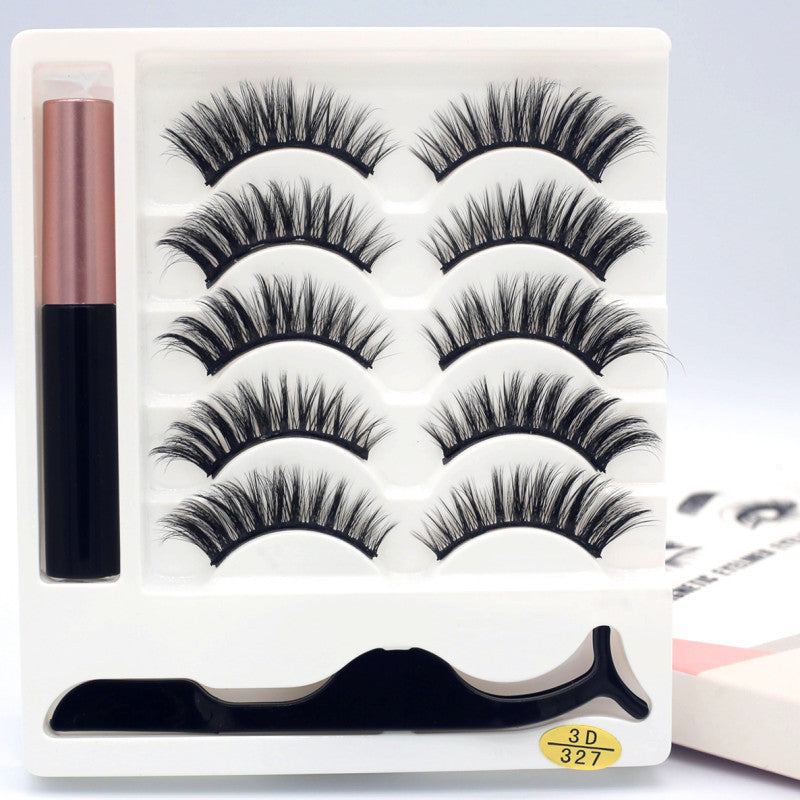 🧲👁️ Five Pairs of Magnetic Eyelashes – Reusable False Lash Set