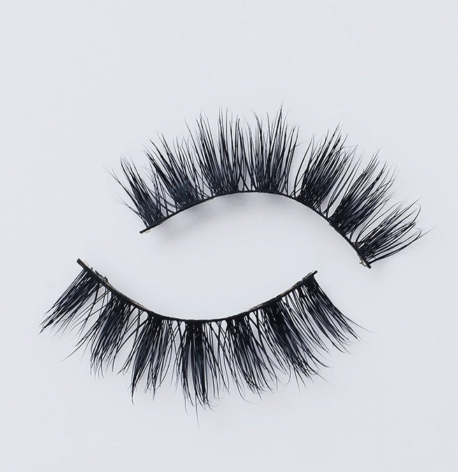 👁️✨ Faux Aurelia Eye Lashes – Soft Glam Wispy False Eyelashes