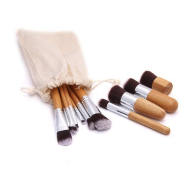 ✨ 11-Piece Bamboo Handle Makeup Brush Set — Linen Bag Beauty Tools 💄🌿