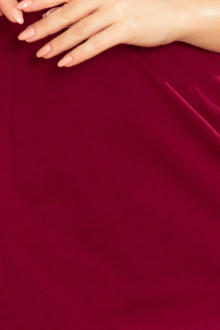 Elegant dress with a neckline - burgundy