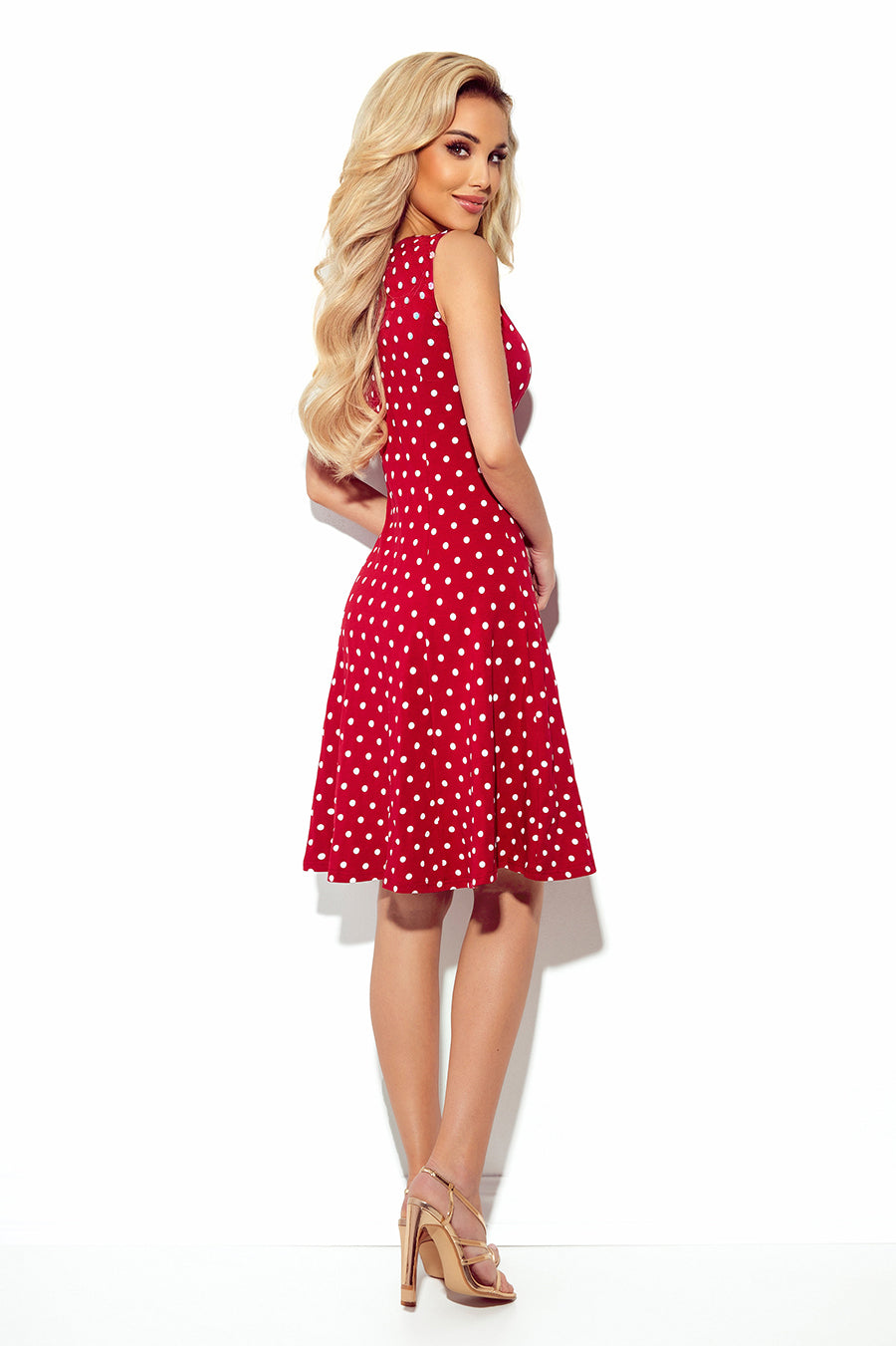 Dress with a neckline - burgundy in polka dots