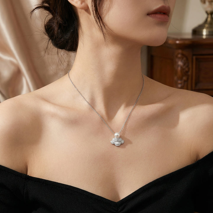 ✨ 925 Sterling Silver Art Deco Fan-Shaped Pearl & Diamond Pendant Necklace ✨