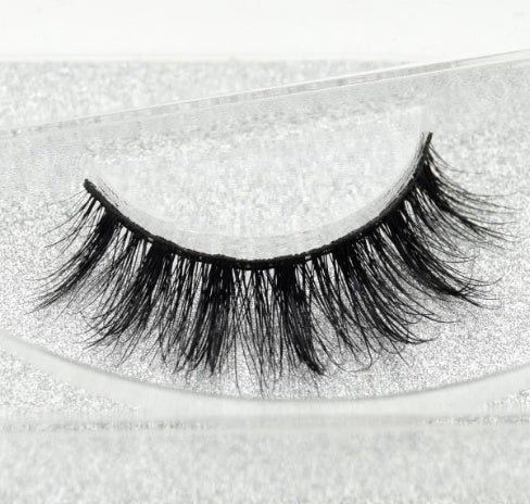 👁️✨ Faux Aurelia Eye Lashes – Soft Glam Wispy False Eyelashes