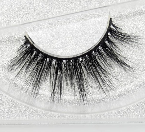 👁️✨ Faux Aurelia Eye Lashes – Soft Glam Wispy False Eyelashes