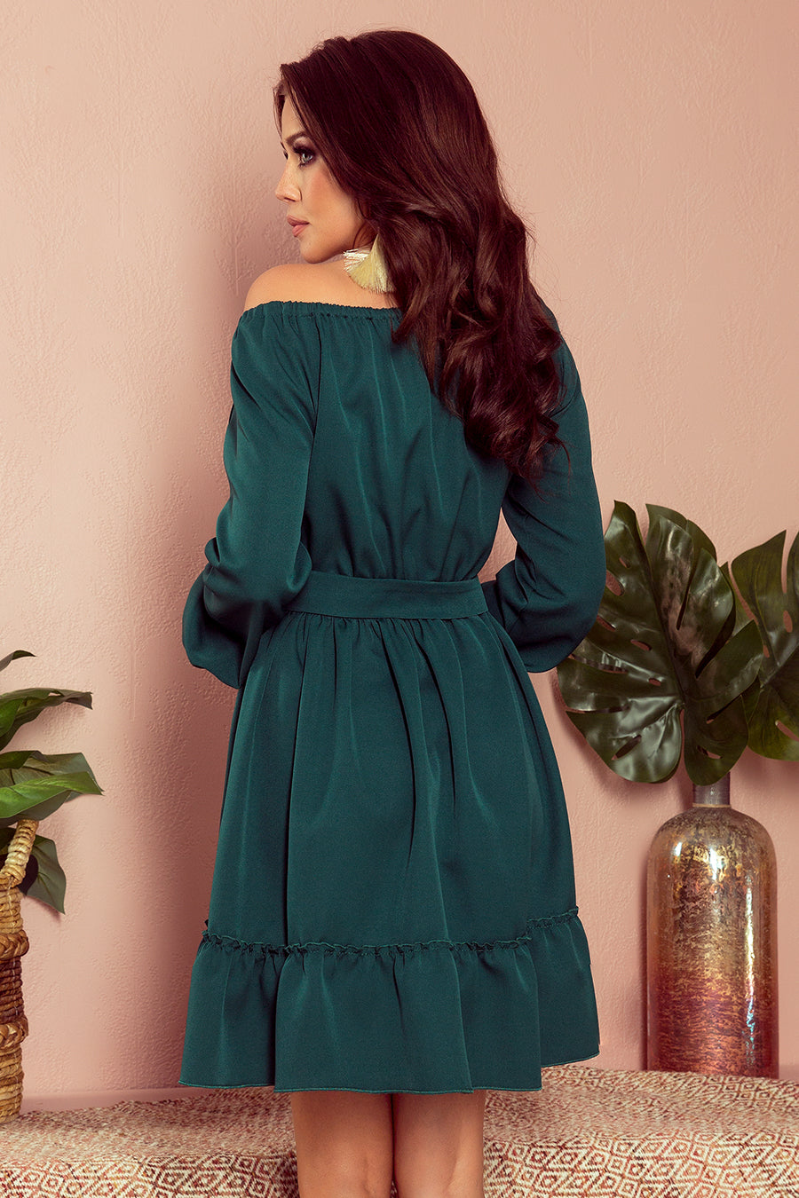 Dress with frills - green