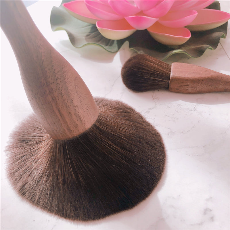 ✨ Wood Handle Makeup Brush Set — Blush, Eyeliner & Foundation Brushes 💄🌿