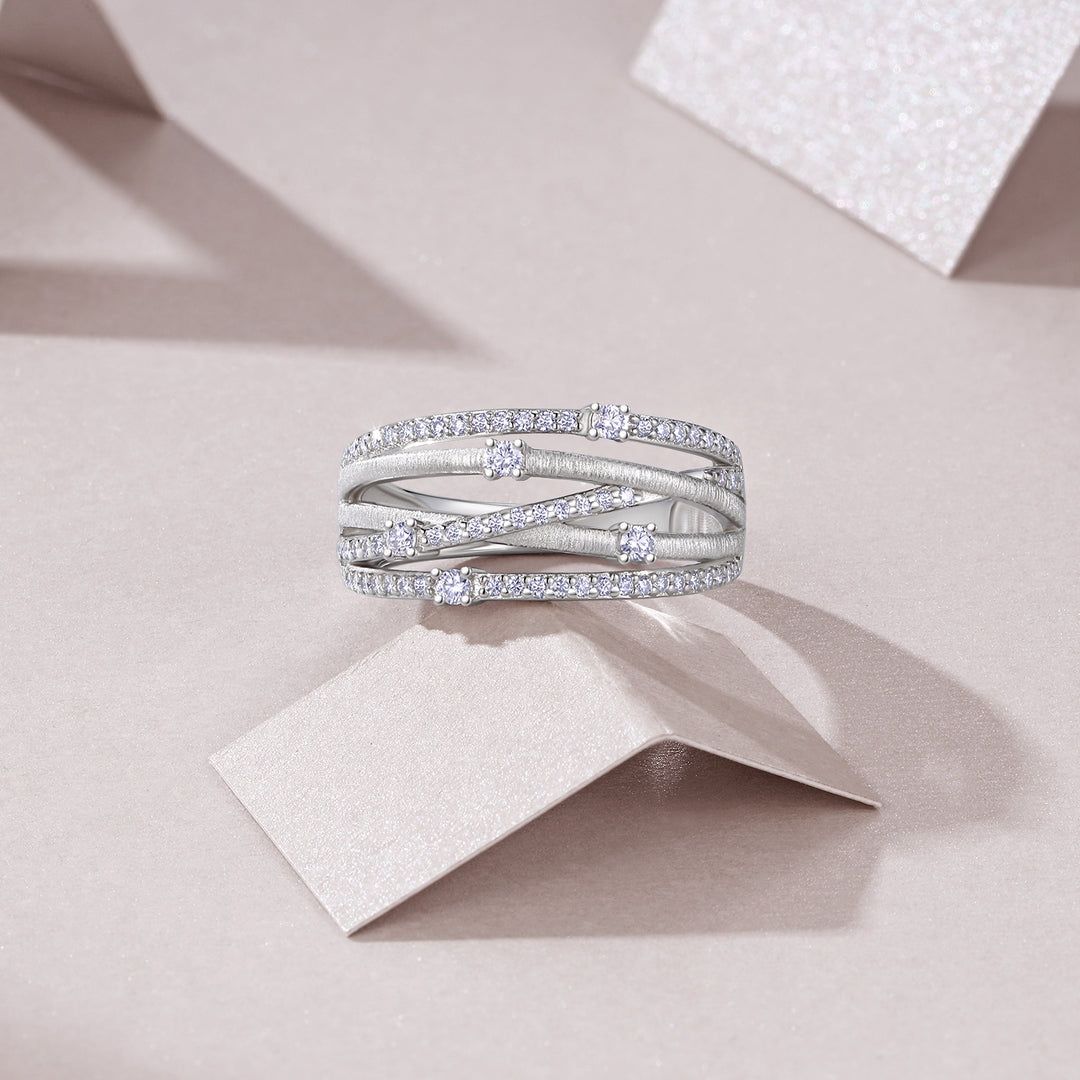 💍 Minimalist Moissanite Ring – Platinum-Plated S925 Silver (Sizes 5–9) 💍