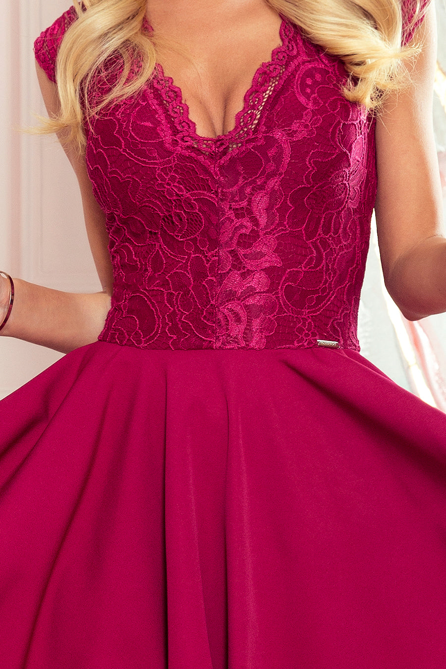 PATRICIA - dress with longer back with lace neckline - Burgundy color