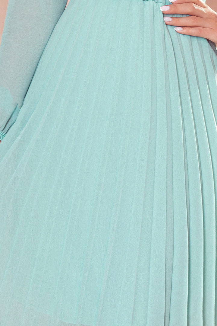 ISABELLE Pleated dress with neckline and long sleeve - mint