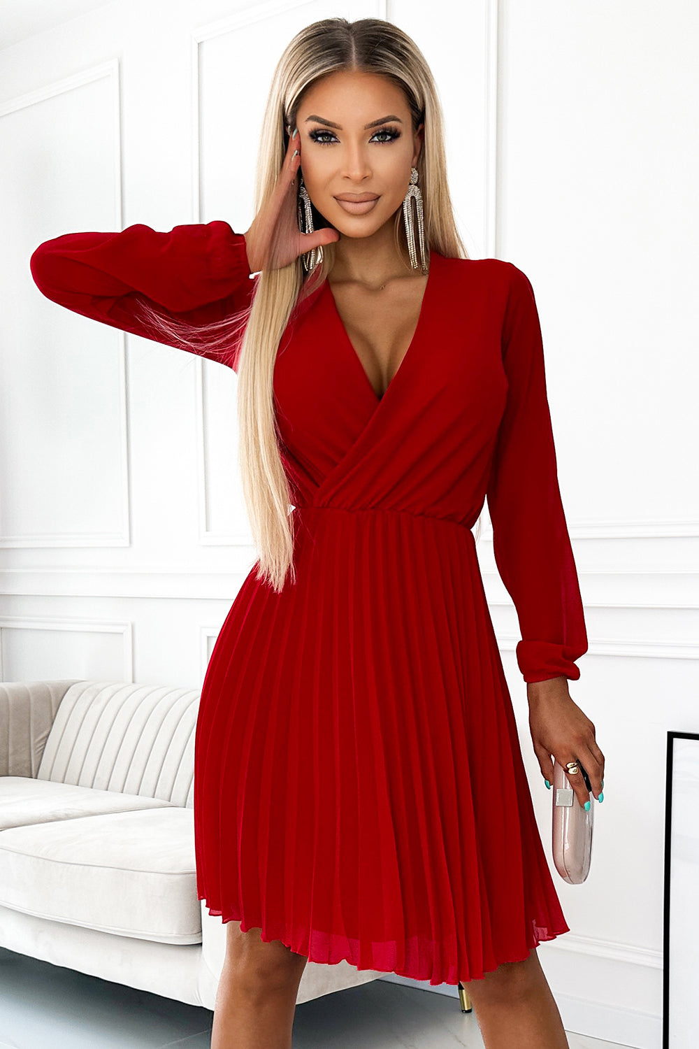 ISABELLE Pleated dress with long sleeves and envelope neckline - red