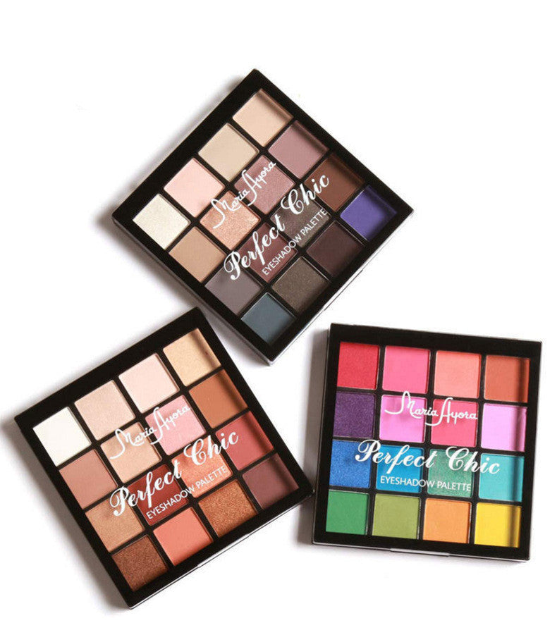 🎨 16-Color Eyeshadow Palette – Matte & Shimmer Seasonal Makeup Set  ✨