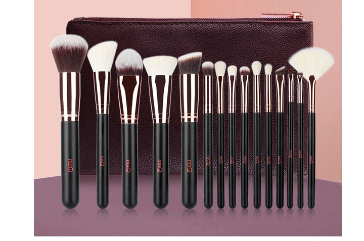✨ Rose Gold Makeup Brush — Elegant Beauty Tool 💄✨