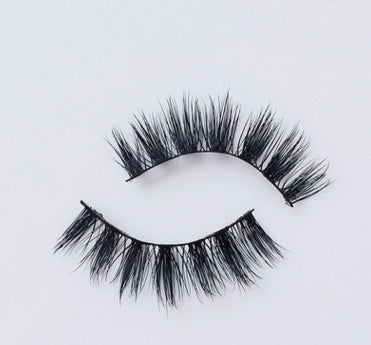 👁️✨ Faux Aurelia Eye Lashes – Soft Glam Wispy False Eyelashes