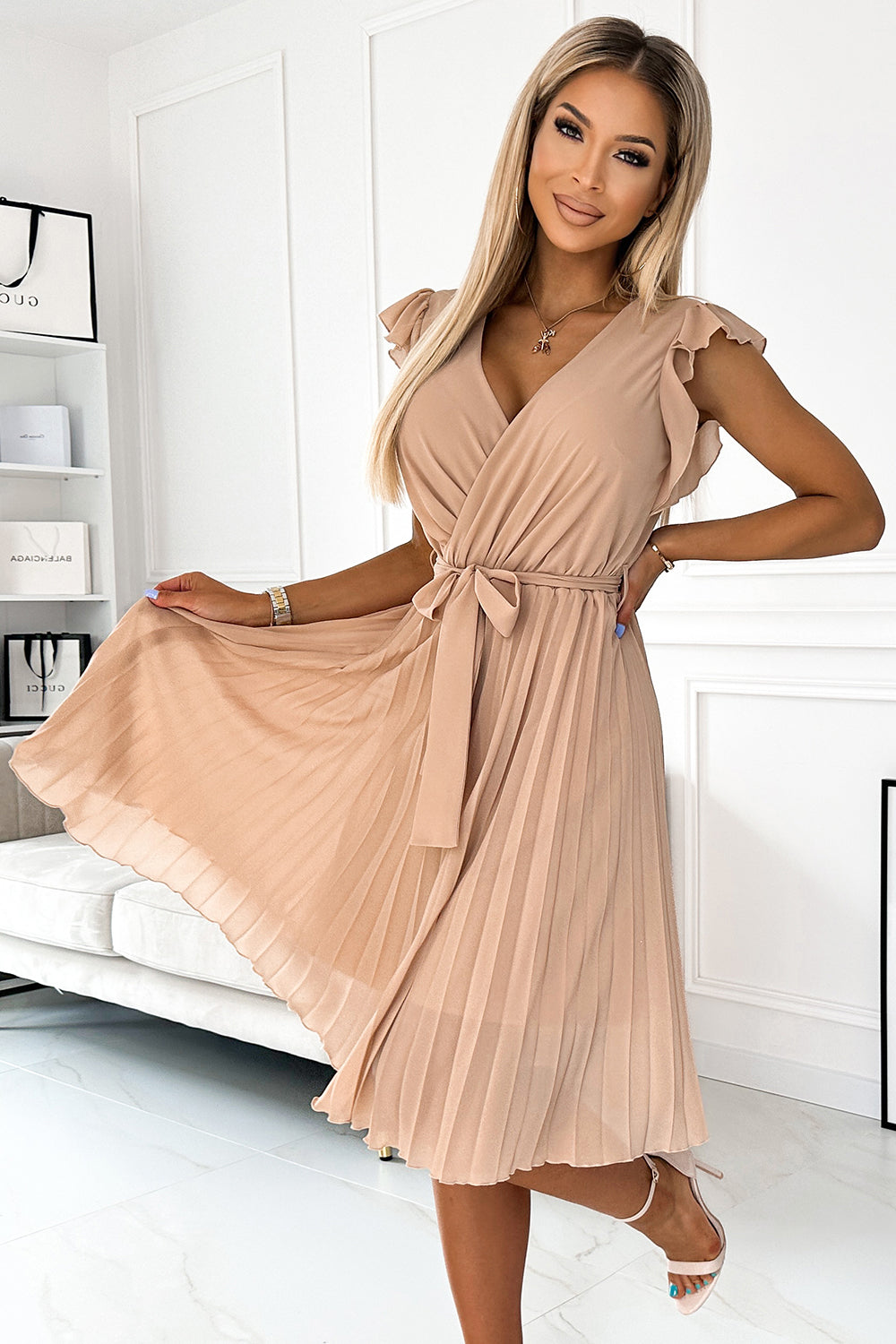 POLINA Pleated dress with a neckline and frills - beige