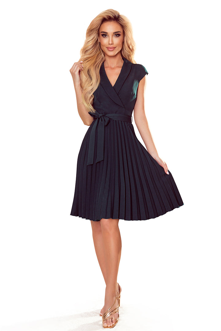 WENDY Pleated dress with an envelope neckline - green