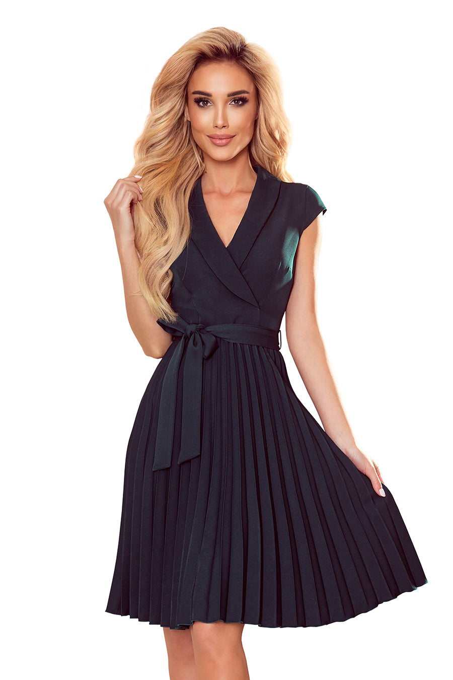 WENDY Pleated dress with an envelope neckline - green