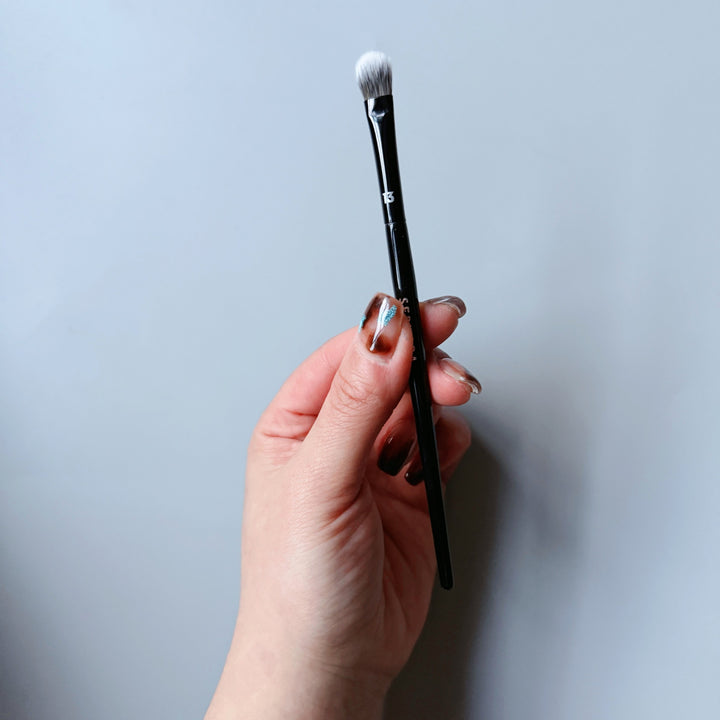 🌸 Lotus Series Double-Ended Makeup Brush – Foundation, Eyeshadow, Concealer & Blending Tool 💄✨