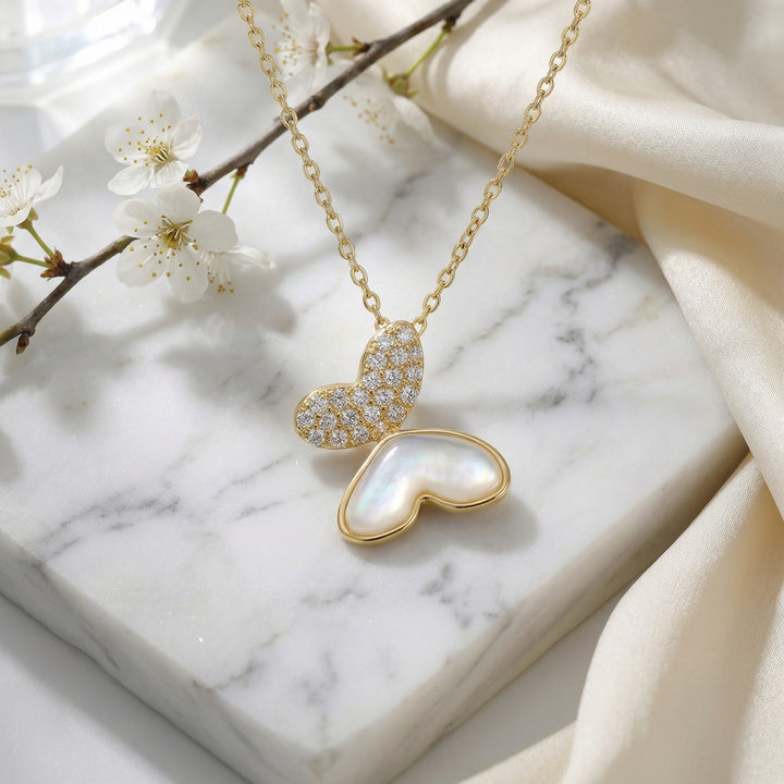 💎 Elegant Butterfly Pendant Necklace