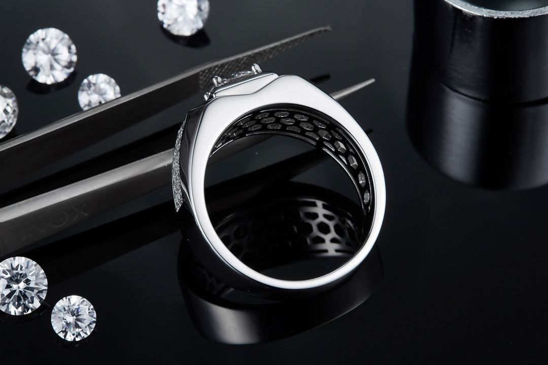 💍 Men’s 1-Carat Moissanite Ring – Platinum-Plated S925 Silver (7g, Sizes 5–9) 💍