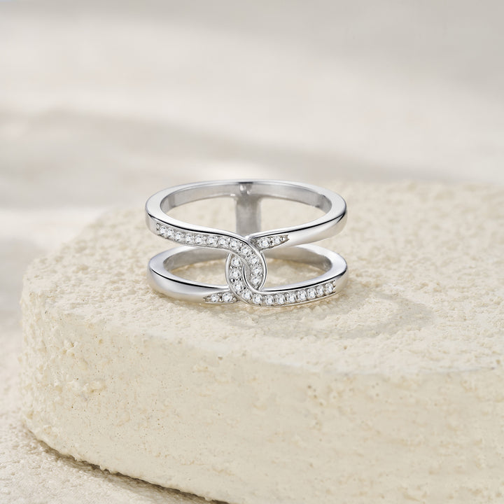 💍 Minimalist Moissanite Ring – Platinum-Plated S925 Silver (4.7g, Sizes 5–9) 💍