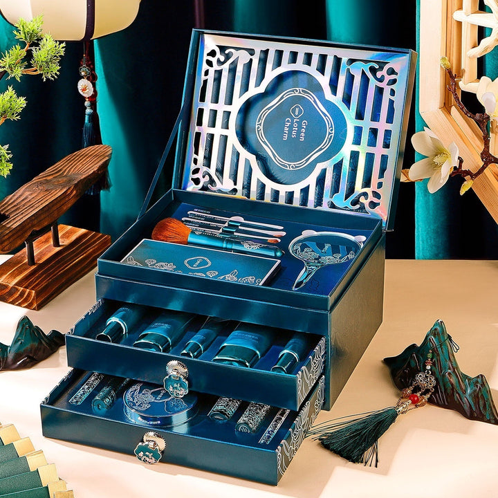 ✨ Green Lotus Beauty Makeup & Skincare Set — 18-Piece Complete Beauty Kit 💄🌿