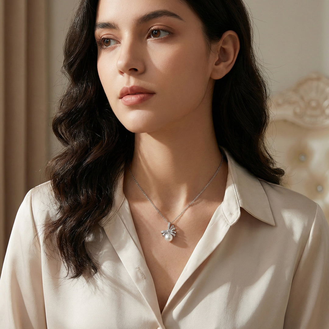 ✨ 925 Sterling Silver Elegant Bow Knot Pendant Necklace with White Pearl & Sparkling Accents ✨