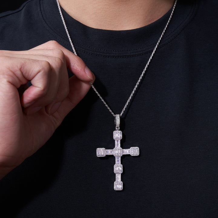 ✨ 925 Sterling Silver Minimalist Moissanite Cross Pendant Necklace – Platinum-Plated ✨