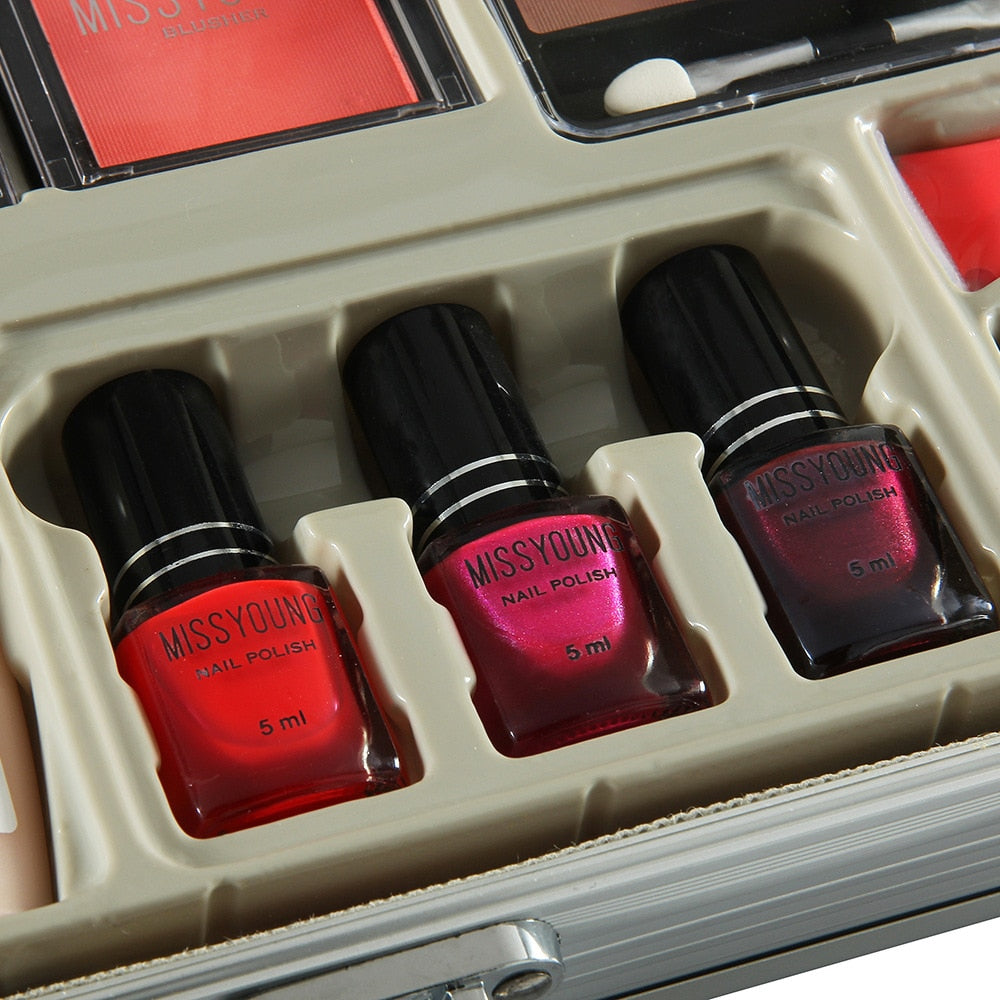 💄 Professional Makeup Artist Kit – All-in-One Cosmetic Set with Eyes, Lips, Face & Nail Polish ✨