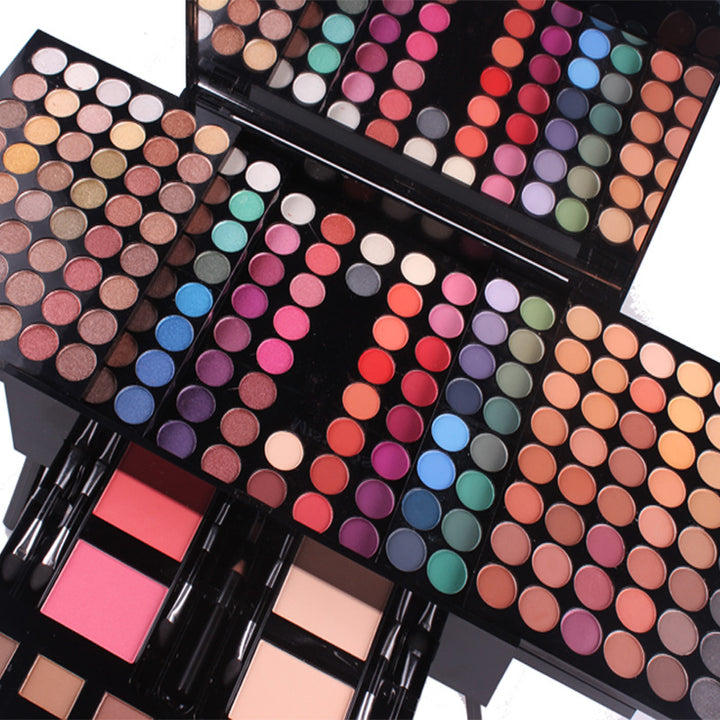 💖 Blush Makeup Box – Multi-Color Natural Tone Concealer & Embellishment Palette (Asian & South American Shades) ✨