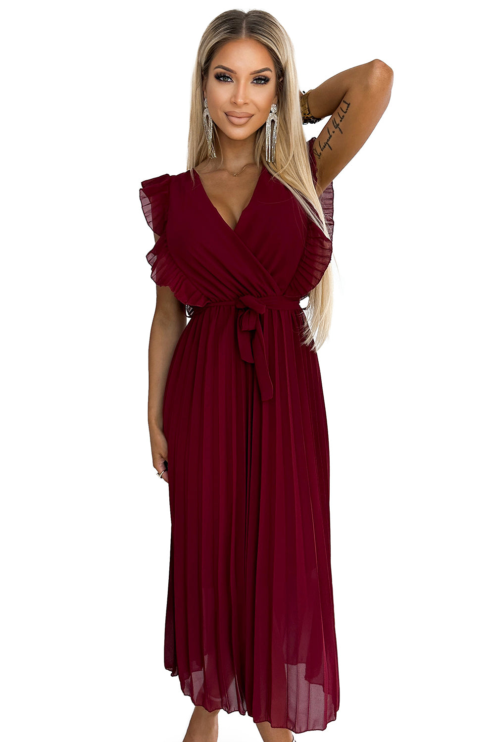 Pleated dress with frills; neckline and belt - burgundy