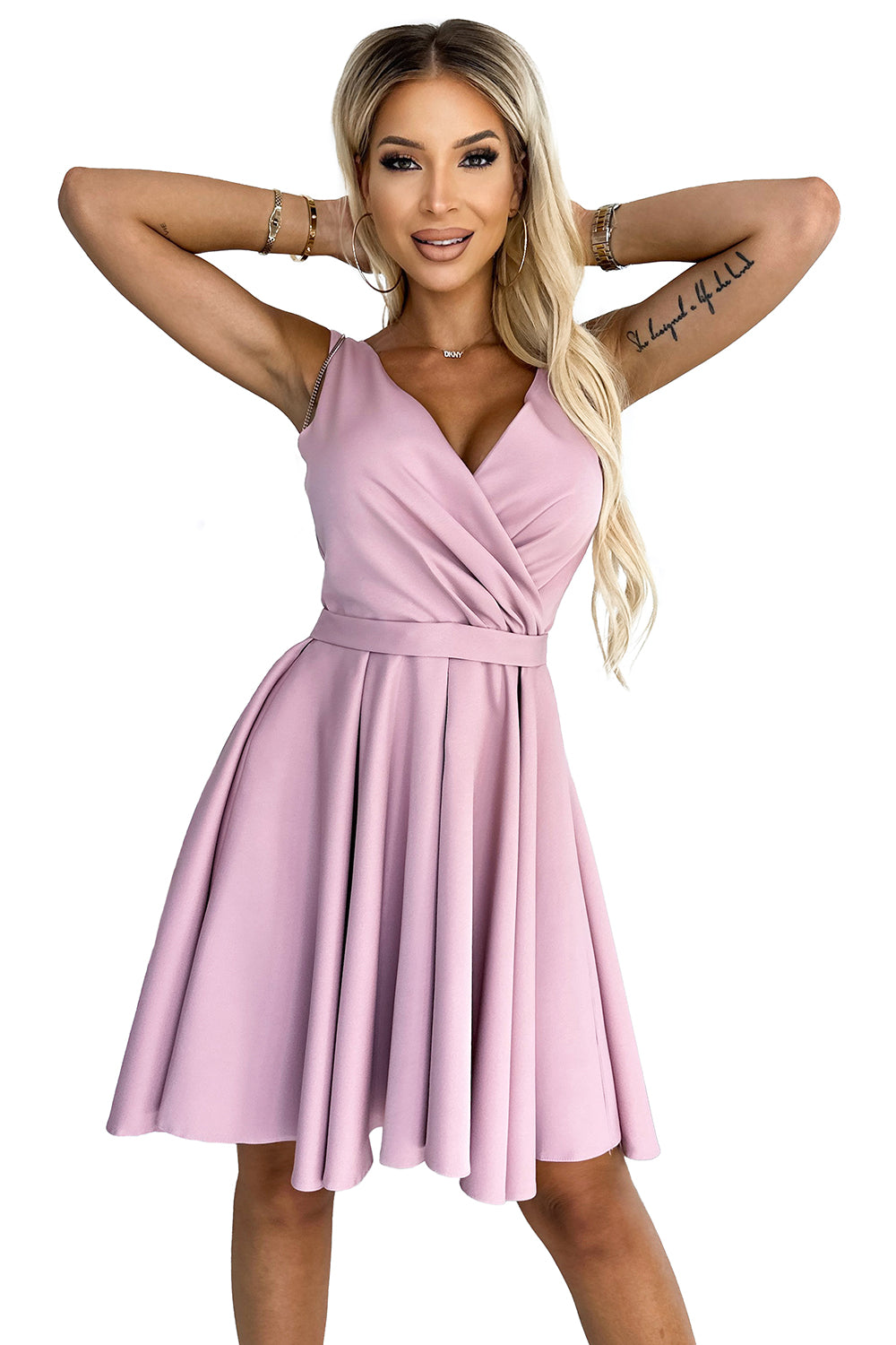 Dress with longer back; neckline and belt - dirty pink