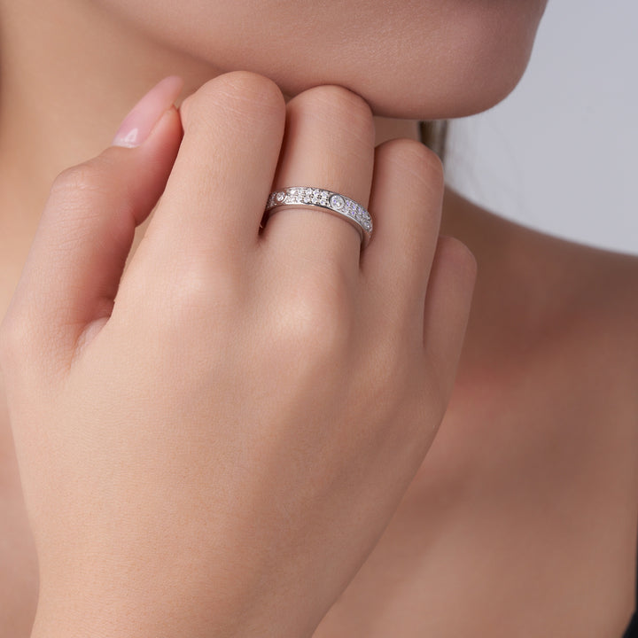💎 Minimalist Moissanite Ring – Platinum-Plated S925 Silver (3.8g, Sizes 5–9) 💎