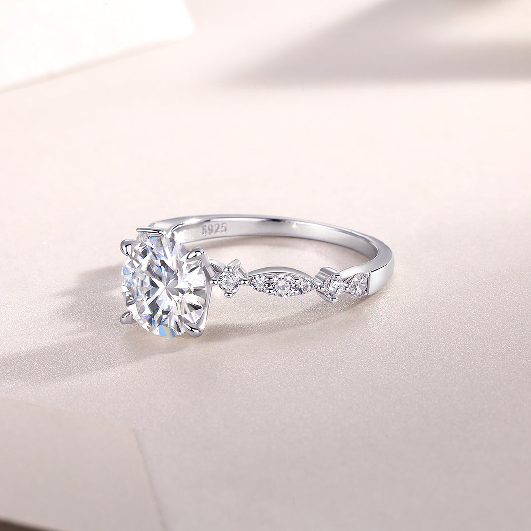 💎 2-Carat Moissanite Minimalist Ring – Platinum-Plated S925 Silver (2.4g, Sizes 5–9) 💎