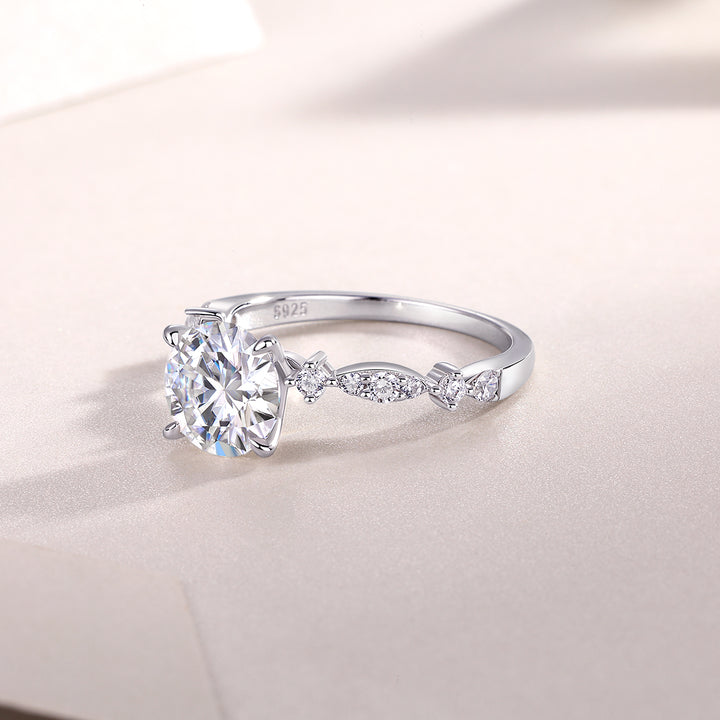 💎 2-Carat Moissanite Minimalist Ring – Platinum-Plated S925 Silver (2.4g, Sizes 5–9) 💎