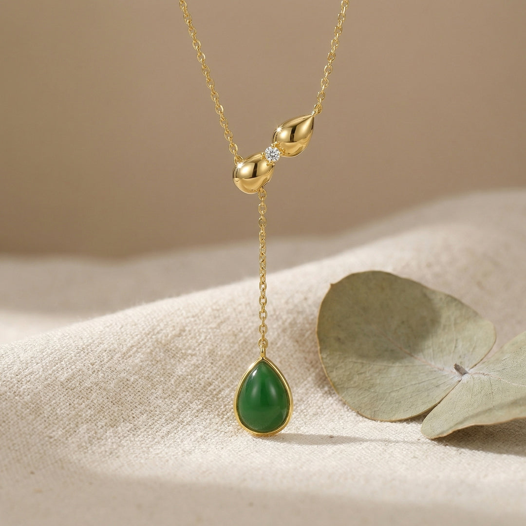 ✨ Green Gemstone Teardrop Necklace