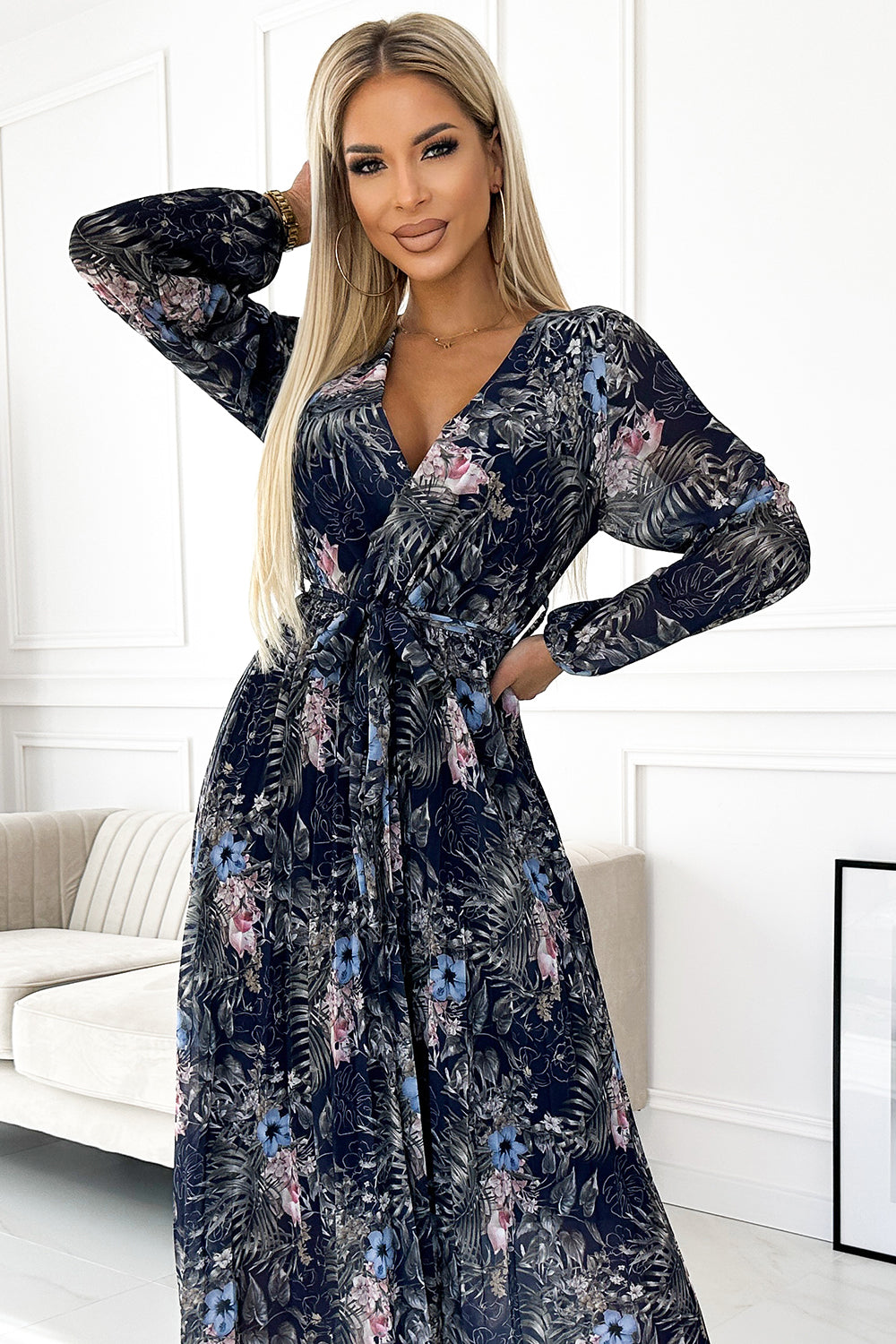 Pleated chiffon long dress with a neckline; long sleeves and a belt - navy blue pattern