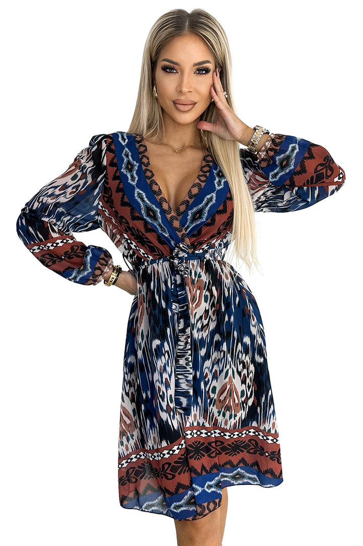 Chiffon dress with a neckline and long sleeves - Indian pattern