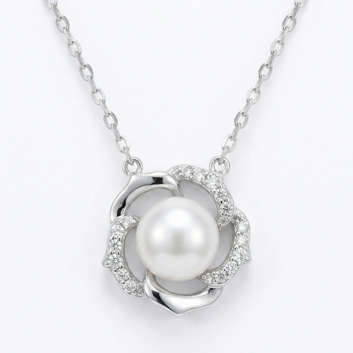 ✨ 925 Sterling Silver Pearl Flower Necklace